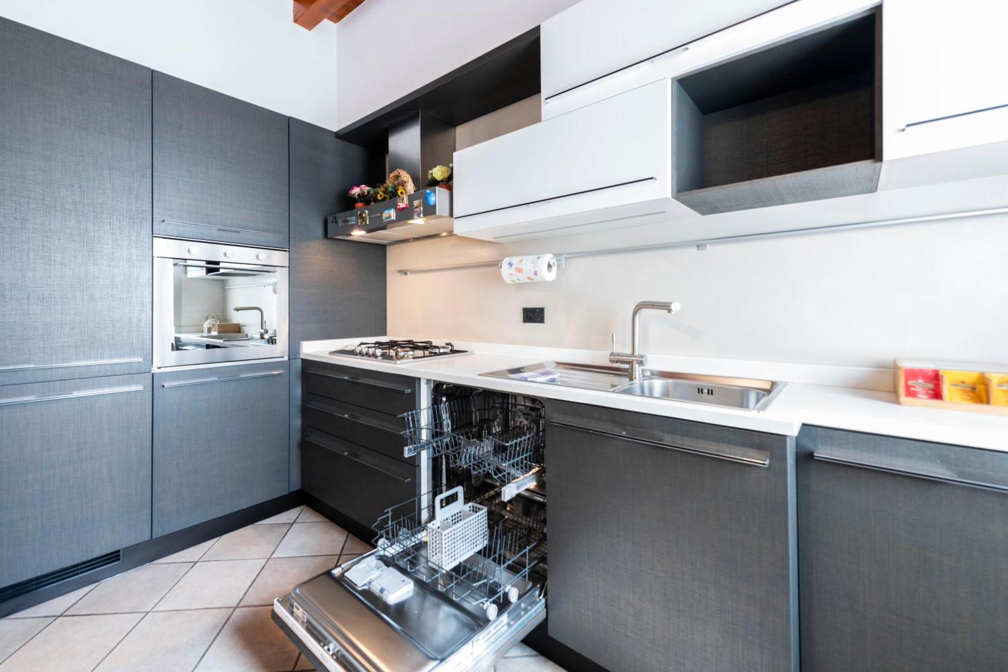 Mirko Apartment Верона Экстерьер фото
