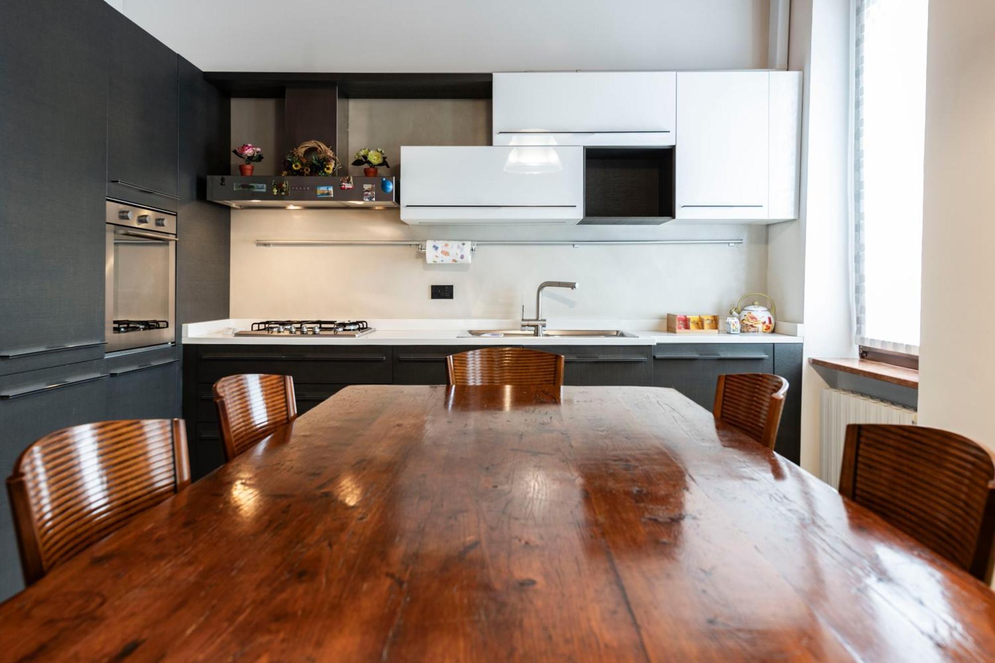 Mirko Apartment Верона Экстерьер фото